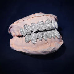 Custom Hip-Hop Grillz for a Unique Look